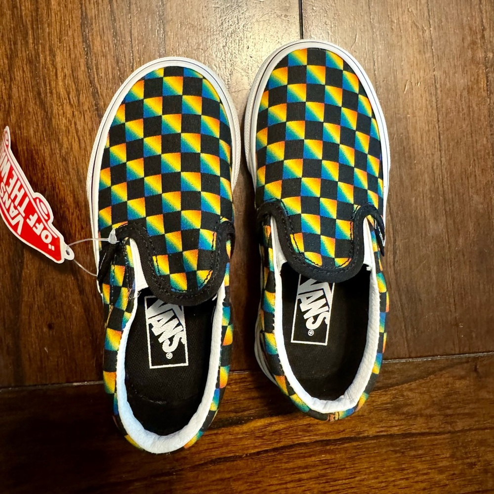 NWT Toddler Classic Slip Ons Size 11